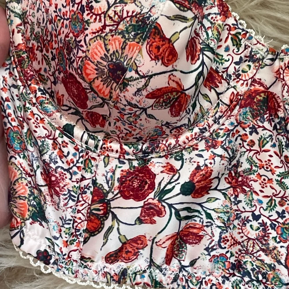 COPY - Victoria Secret floral top - Picture 3 of 6